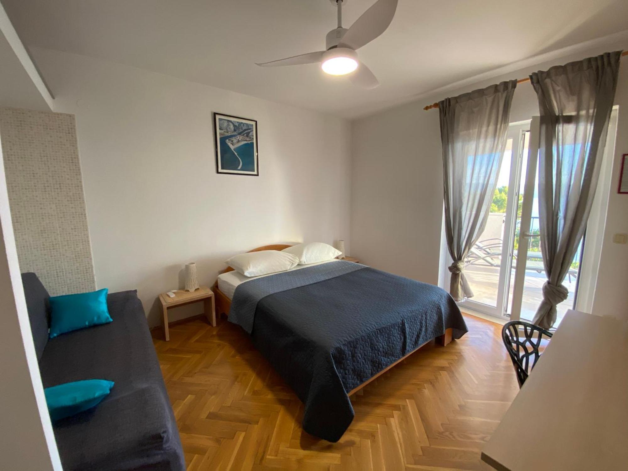 Apartmani Mateo Омиш Экстерьер фото