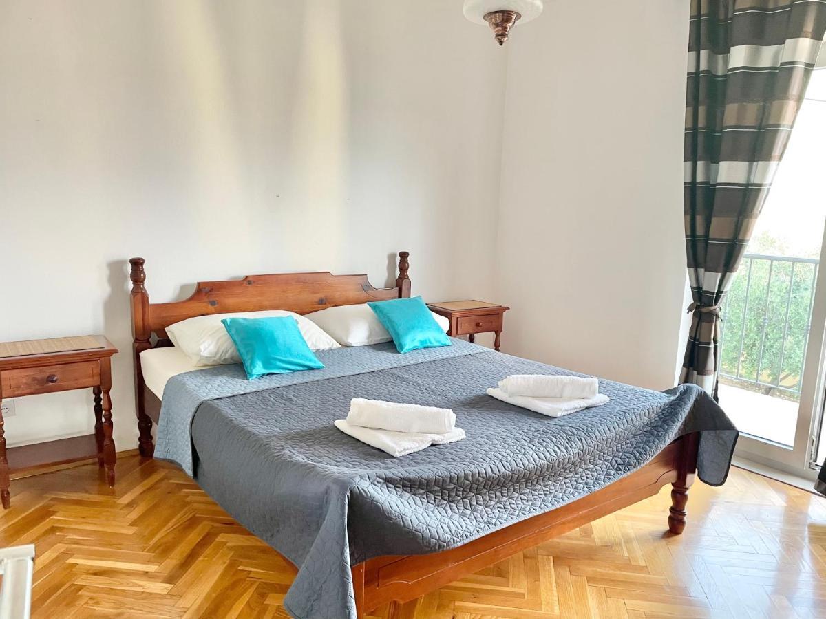 Apartmani Mateo Омиш Экстерьер фото